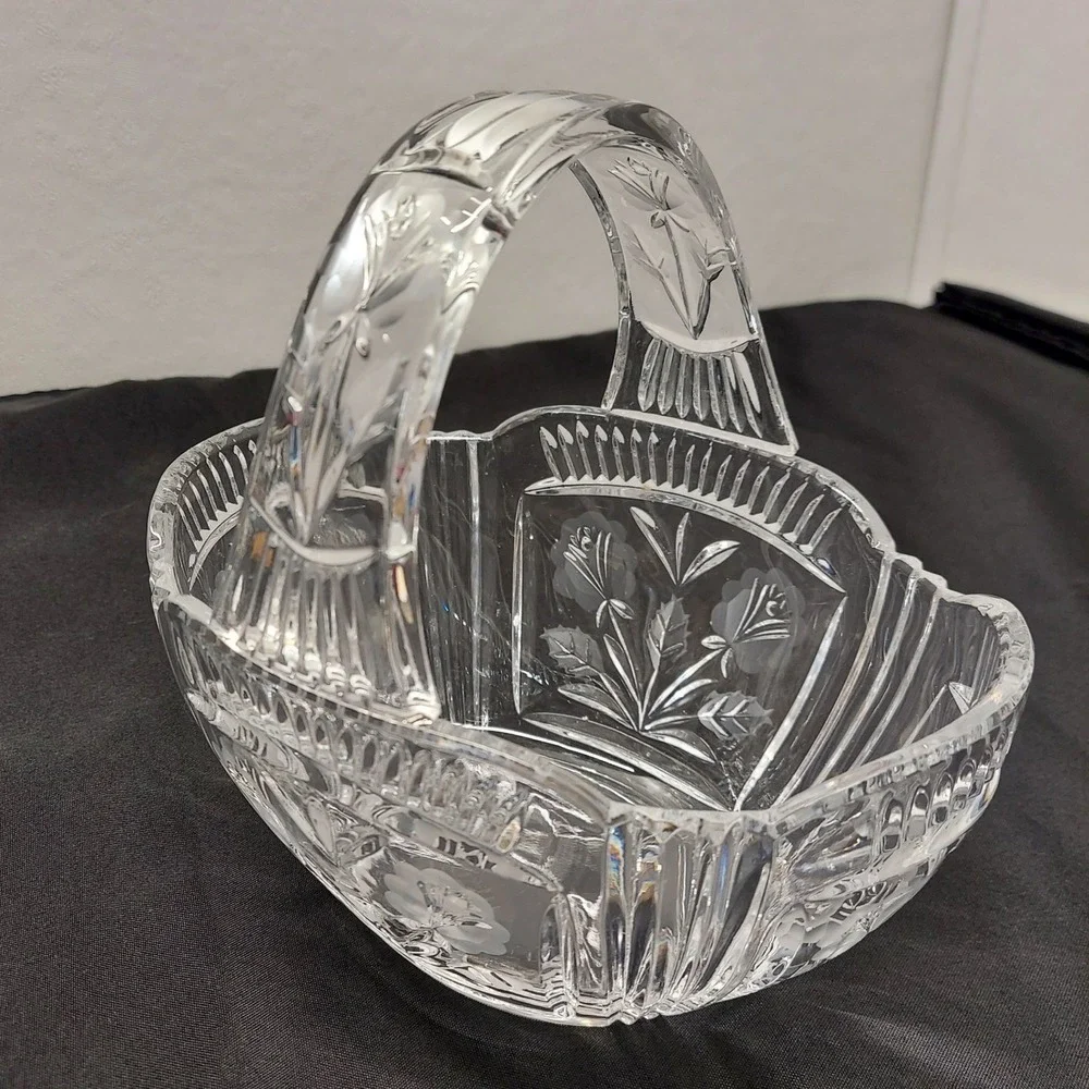 Vintage Crystal Glass Basket Frosted Floral Etched Scalloped Candy Dish 8